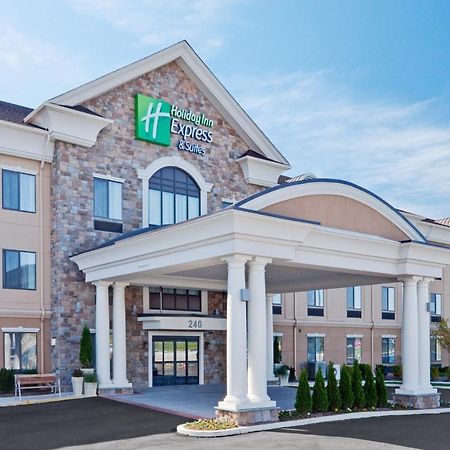 Holiday Inn Express Hotel & Suites Warminster-Horsham By Ihg Екстериор снимка
